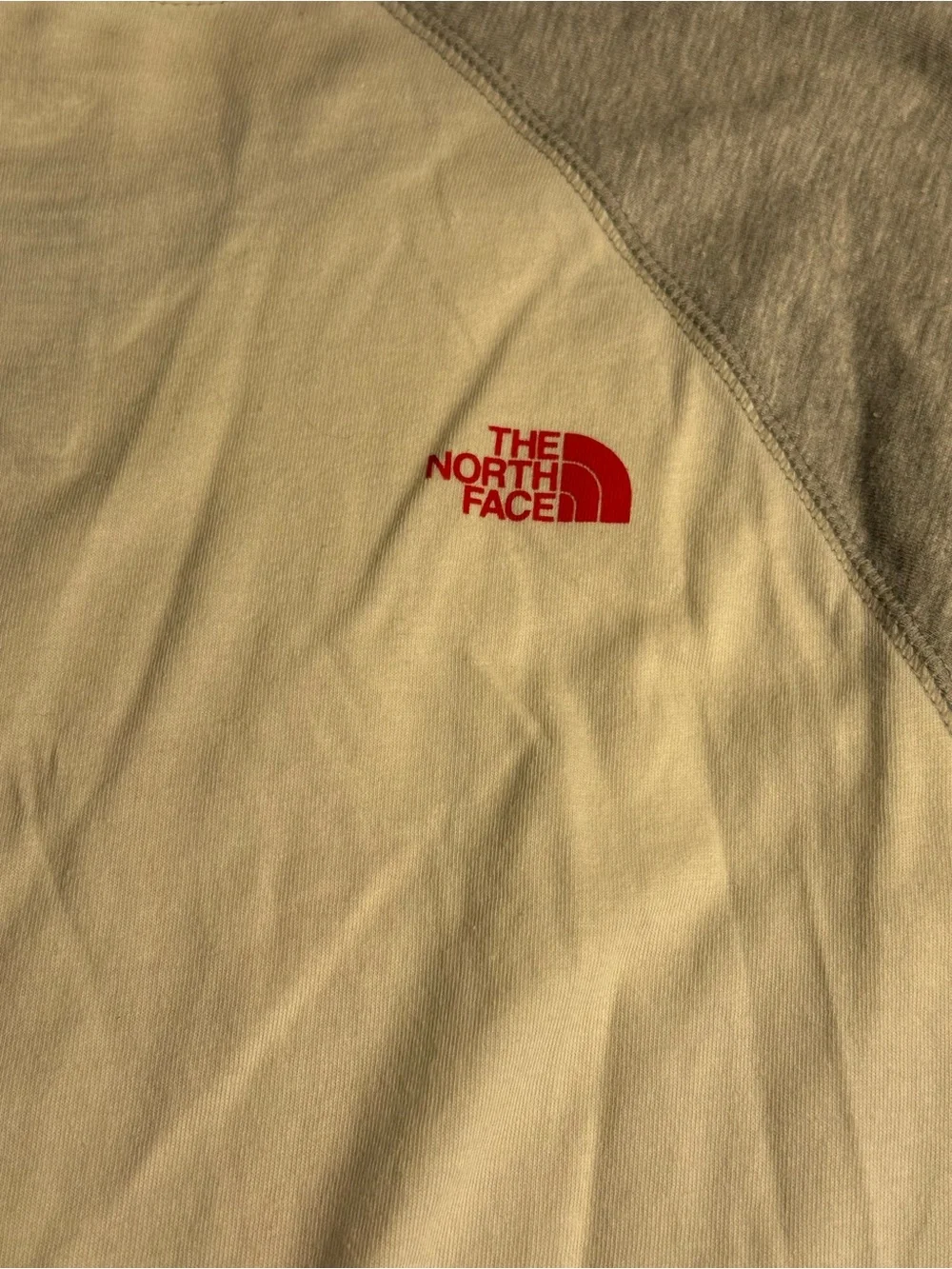The North Face Berkeley CA Script Logo Raglan Baseball Tee Mens Large Cream Gray